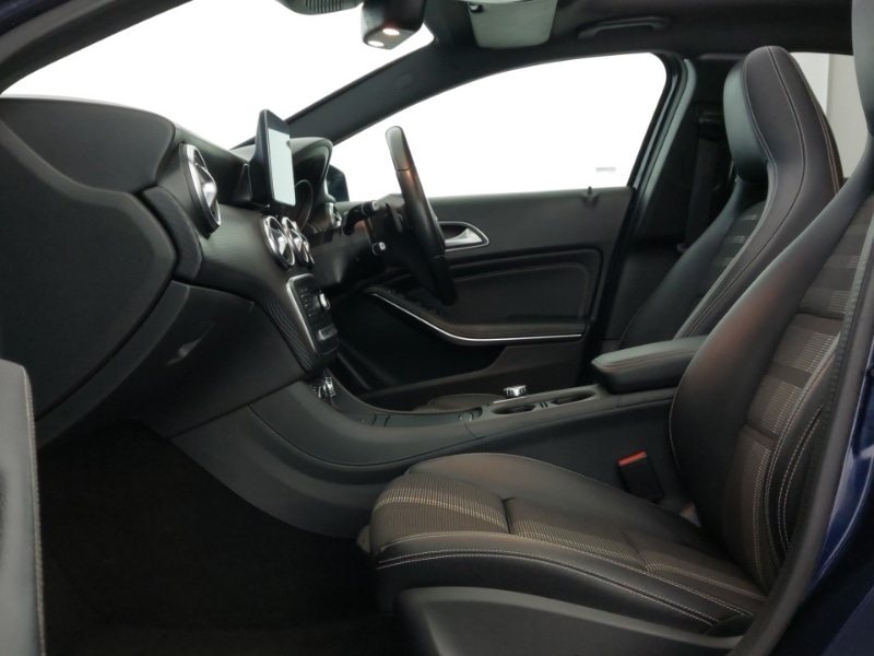 Used Mercedes-Benz A-Class 2018 for sale - 78066011: Photo 5