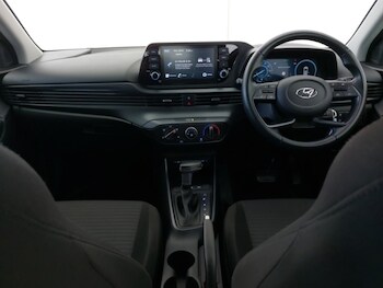 Used Hyundai i20 2023 for sale - 78675125: Photo