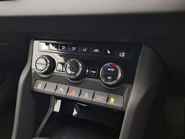 Used Skoda Karoq 2024 for sale - 75514214: Photo 16
