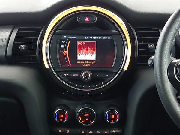 Used MINI Hatch 2020 for sale - 76208177: Photo 10