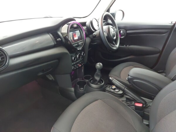 Used MINI Hatch 2020 for sale - 76208177: Photo 5