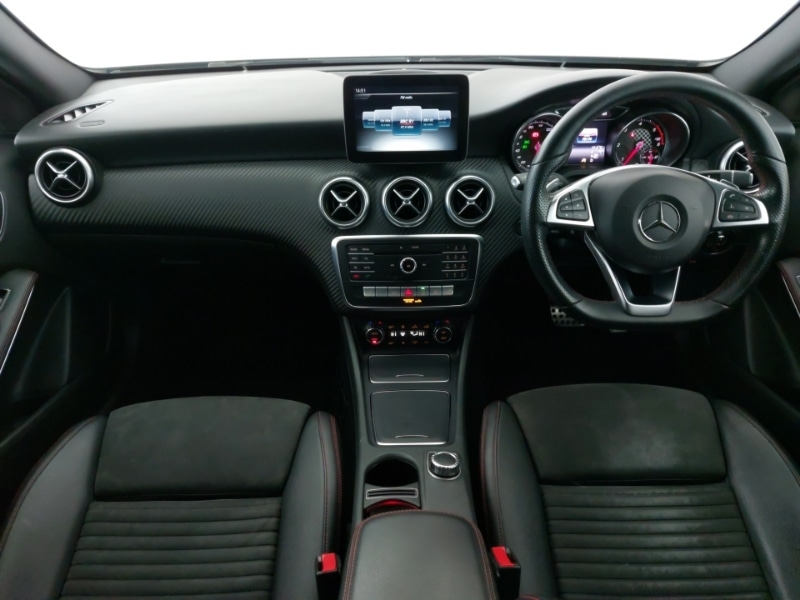 Used Mercedes-Benz A-Class 2016 for sale - 76629403: Photo 2