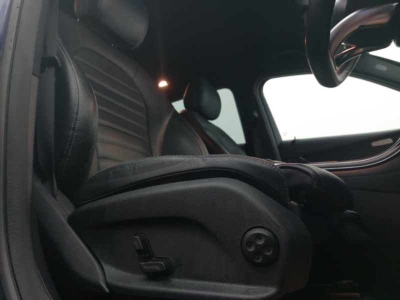 Used Mercedes-Benz GLC 2019 for sale - 76478697: Photo 12