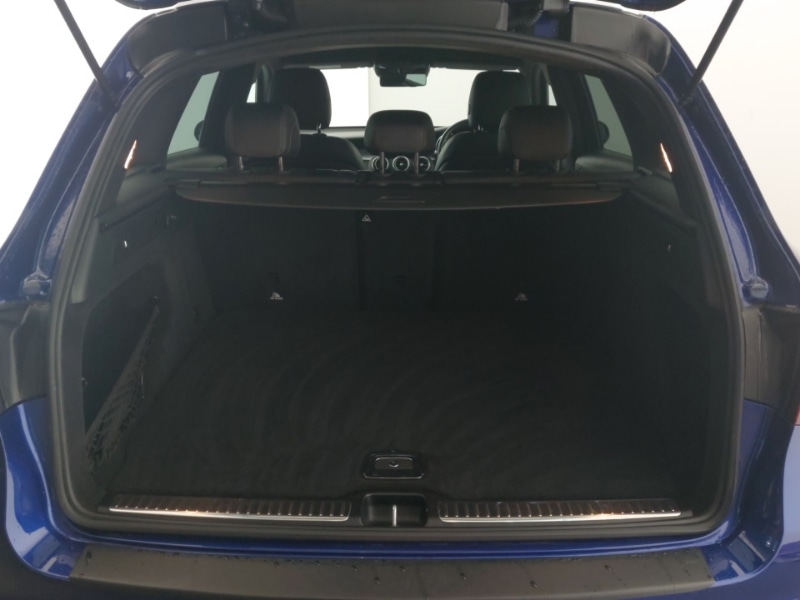 Used Mercedes-Benz GLC 2019 for sale - 76478697: Photo 8