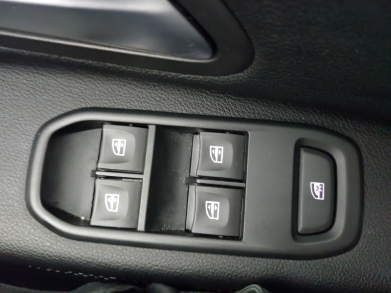 Used Dacia Duster 2023 for sale - 77922250: Photo 19