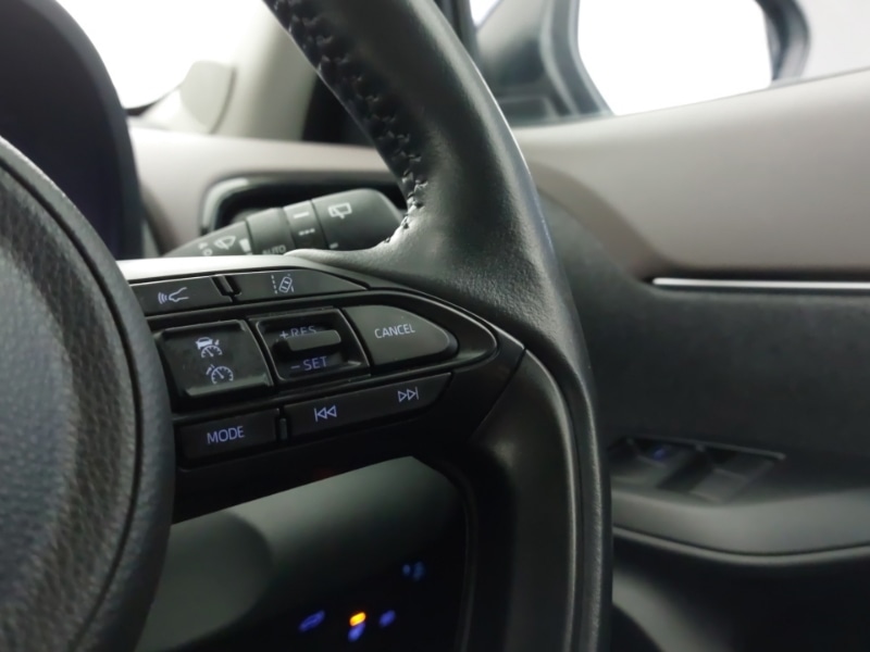 Used Toyota Yaris Cross 2022 for sale - 77652342: Photo 13