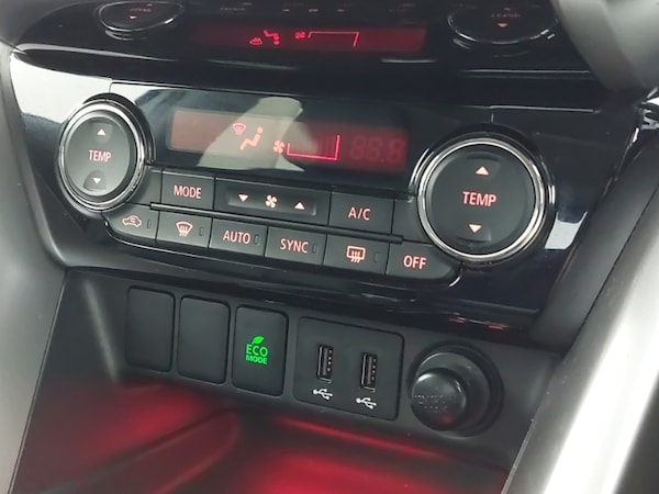 Used Mitsubishi Eclipse Cross 2019 for sale - 76264690: Photo 15
