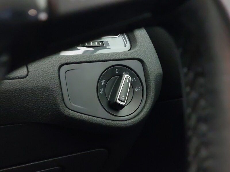 Used Volkswagen Golf 2019 for sale - 77644611: Photo 13