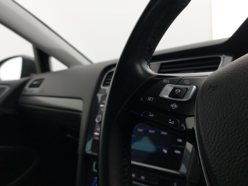 Used Volkswagen Golf 2019 for sale - 77644611: Photo 14