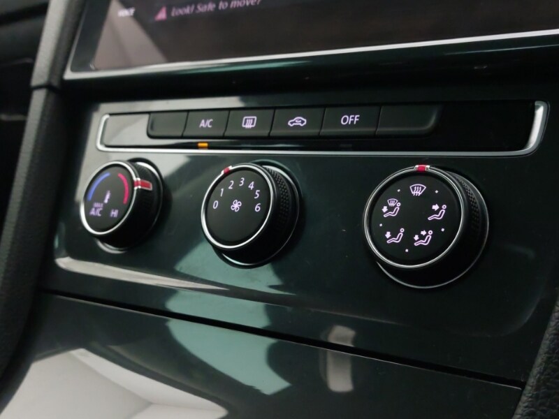 Used Volkswagen Golf 2019 for sale - 77644611: Photo 16