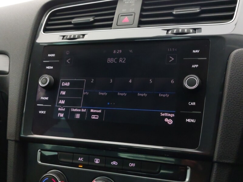 Used Volkswagen Golf 2019 for sale - 77644611: Photo 19