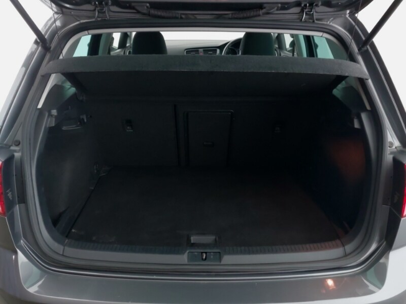 Used Volkswagen Golf 2019 for sale - 77644611: Photo 8