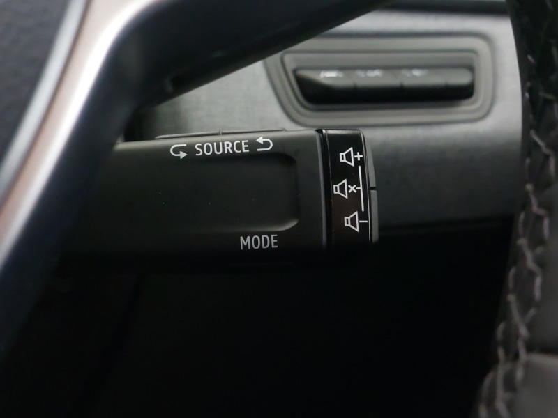 Used Renault Clio 2024 for sale - 76427692: Photo 15