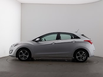 Used Hyundai i30 2016 for sale - 76506757: Photo