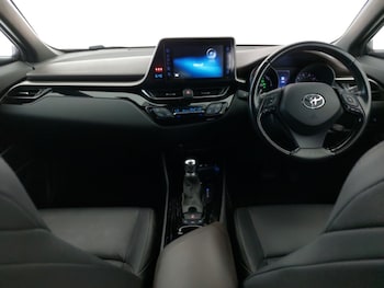 Used Toyota C-HR 2019 for sale - 78865741: Photo