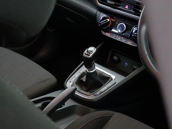 Used Hyundai KONA 2021 for sale - 76250844: Photo 11