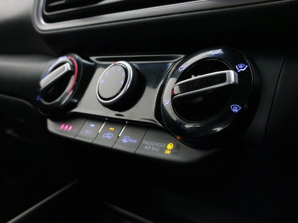 Used Hyundai KONA 2021 for sale - 76250844: Photo 15