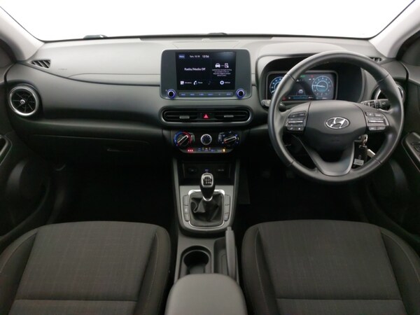 Used Hyundai KONA 2021 for sale - 76250844: Photo 2