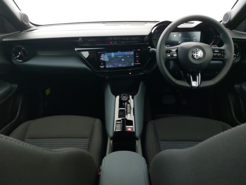 Used Alfa Romeo Junior 2025 for sale - 78093778: Photo 2