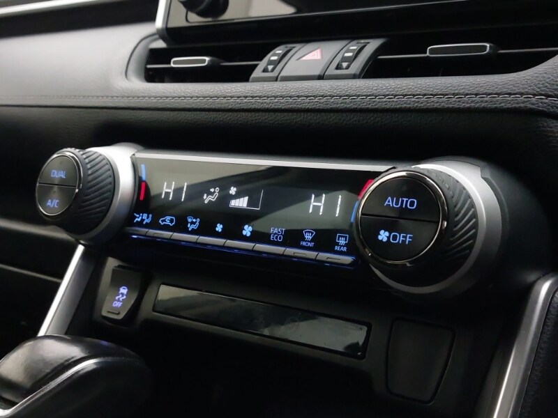 Used Toyota RAV4 2020 for sale - 77475885: Photo 16