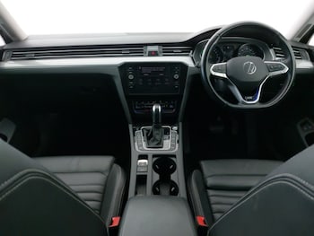 Used Volkswagen Passat 2021 for sale - 78872801: Photo
