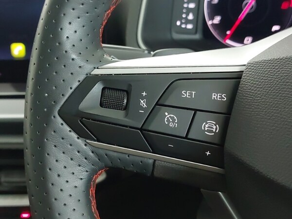 Used SEAT Arona 2024 for sale - 75796253: Photo 17