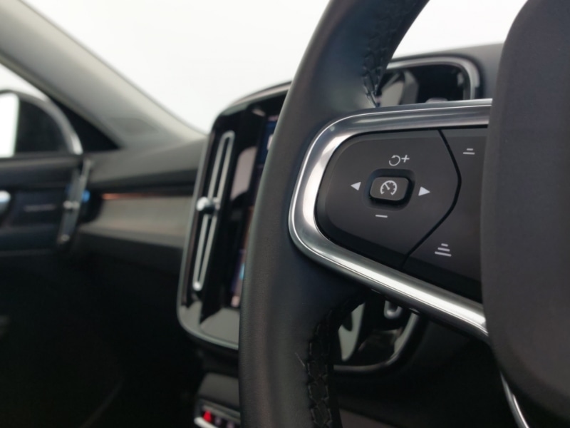 Used Volvo XC40 2024 for sale - 76052838: Photo 13