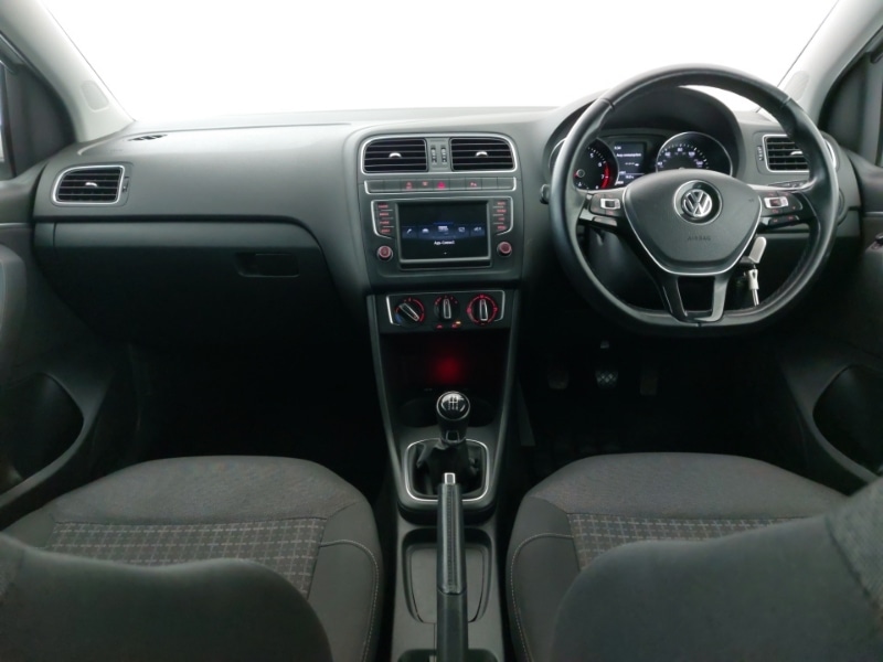 Used Volkswagen Polo 2017 for sale - 77678181: Photo 2