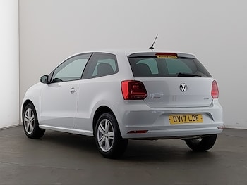Used Volkswagen Polo 2017 for sale - 77678181: Photo