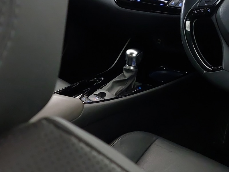 Used Toyota C-HR 2020 for sale - 77008610: Photo 11