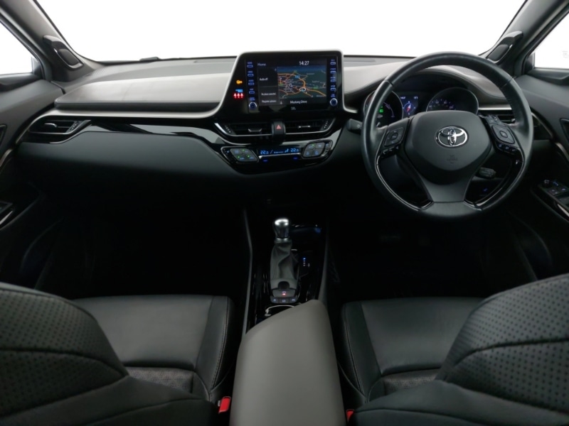 Used Toyota C-HR 2020 for sale - 77008610: Photo 2