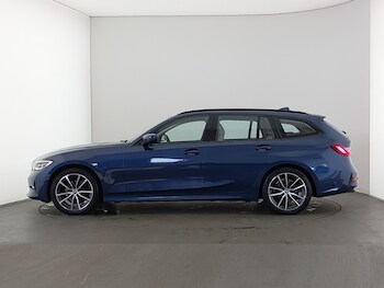 Used BMW 3 Series 2021 for sale - 77669722: Photo