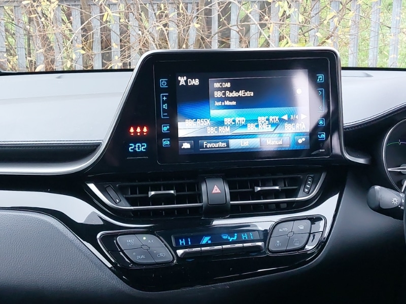 Used Toyota C-HR 2017 for sale - 77134320: Photo 11