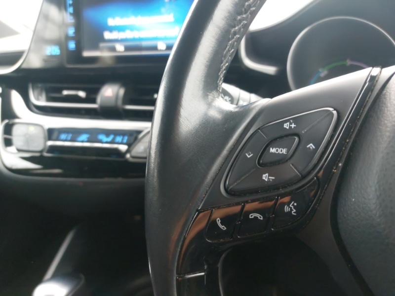 Used Toyota C-HR 2017 for sale - 77134320: Photo 19