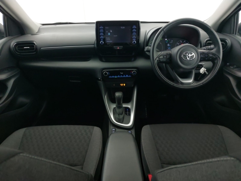 Used Toyota Yaris 2023 for sale - 76779617: Photo 2
