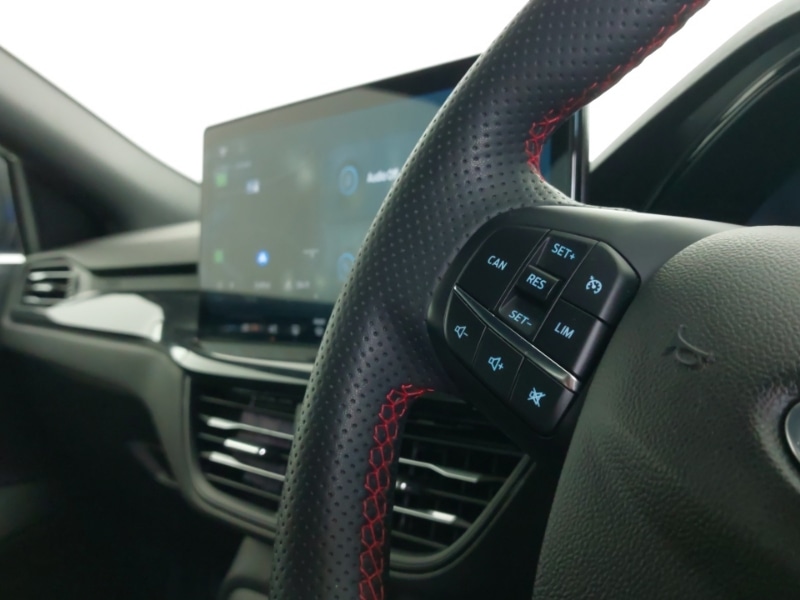 Used Ford Focus 2022 for sale - 77956597: Photo 14