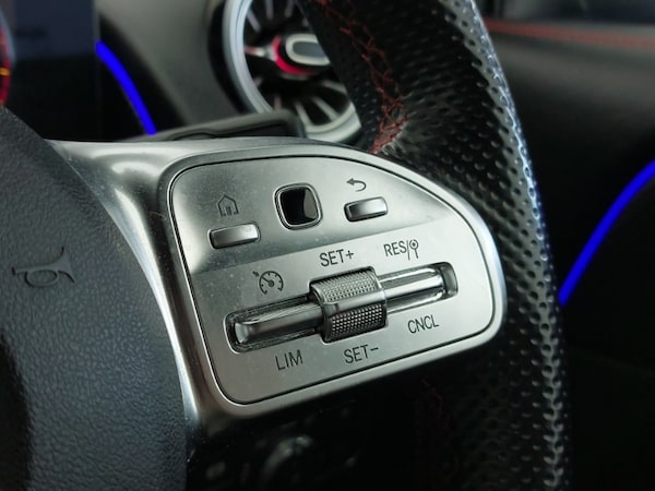 Used Mercedes-Benz GLB 2023 for sale - 76195461: Photo 15