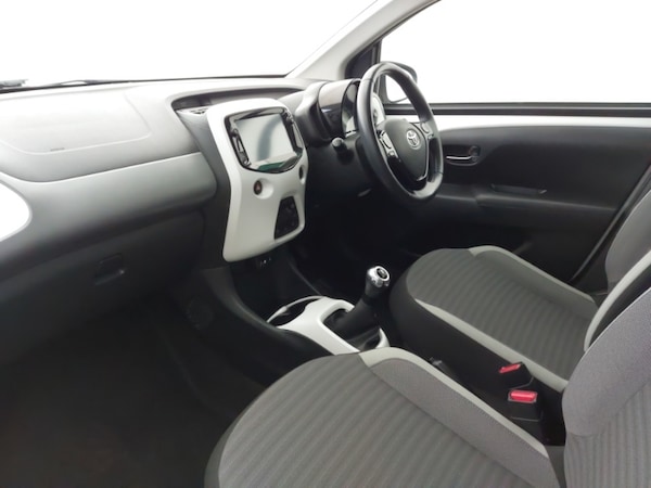 Used Toyota AYGO 2018 for sale - 76282090: Photo 5