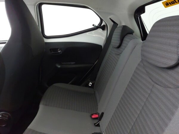 Used Toyota AYGO 2018 for sale - 76282090: Photo 6