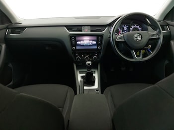 Used Skoda Octavia 2019 for sale - 78928745: Photo