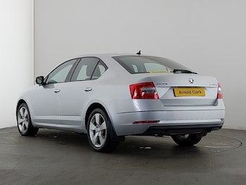 Used Skoda Octavia 2019 for sale - 78928745: Photo