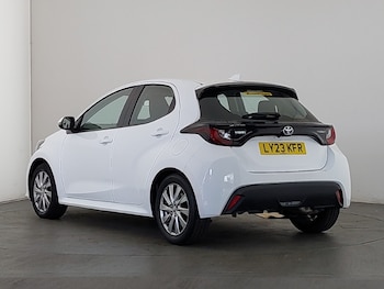 Used Toyota Yaris 2023 for sale - 79176094: Photo