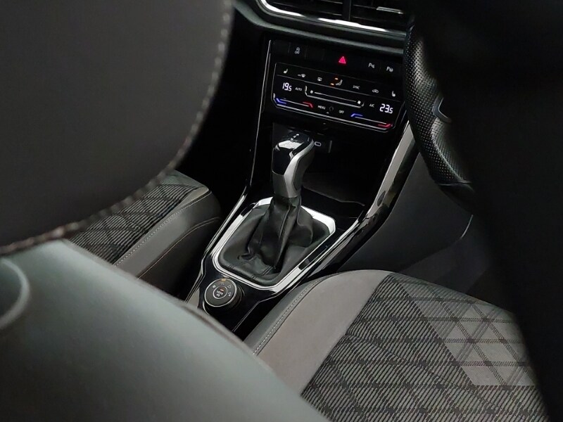 Used Volkswagen T-Roc 2023 for sale - 77846812: Photo 10