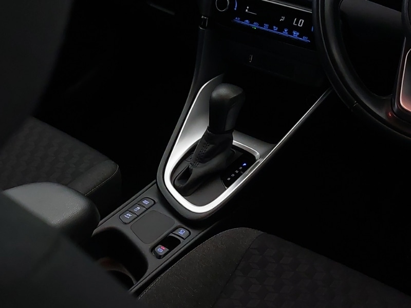 Used Toyota Yaris 2022 for sale - 76822125: Photo 11