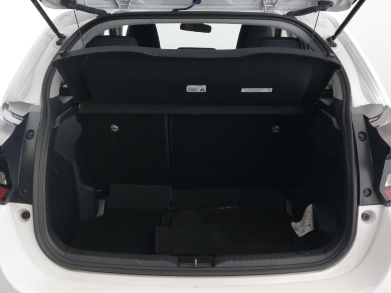 Used Toyota Yaris 2022 for sale - 76822125: Photo 8