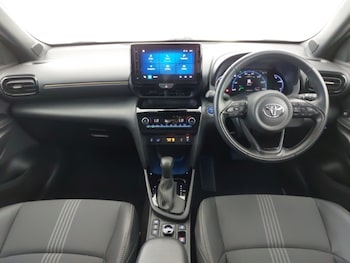 Used Toyota Yaris Cross 2022 for sale - 76233399: Photo