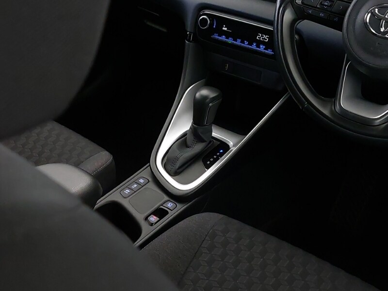 Used Toyota Yaris 2022 for sale - 77815397: Photo 11