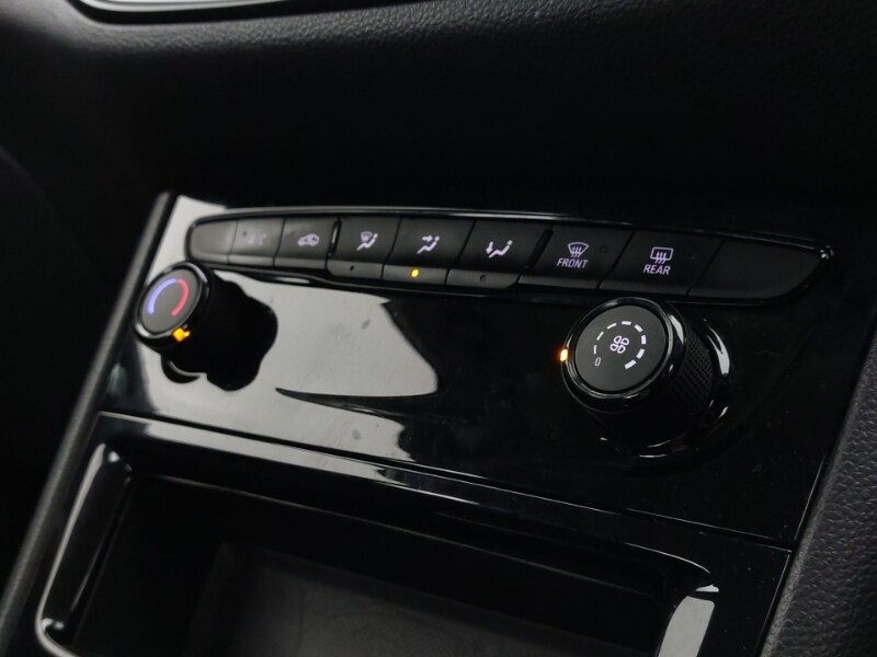 Used Vauxhall Astra 2018 for sale - 77530946: Photo 15