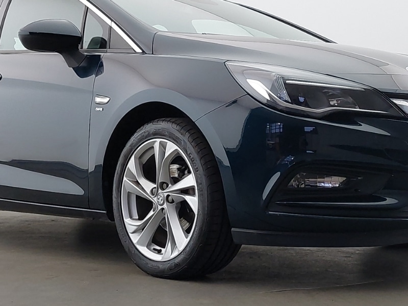 Used Vauxhall Astra 2018 for sale - 77530946: Photo 9