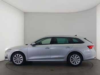Used Skoda Octavia 2024 for sale - 79517650: Photo